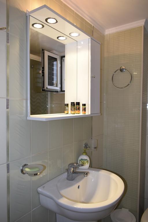 Astrantia (Adults Only) Appartement Chania  Buitenkant foto